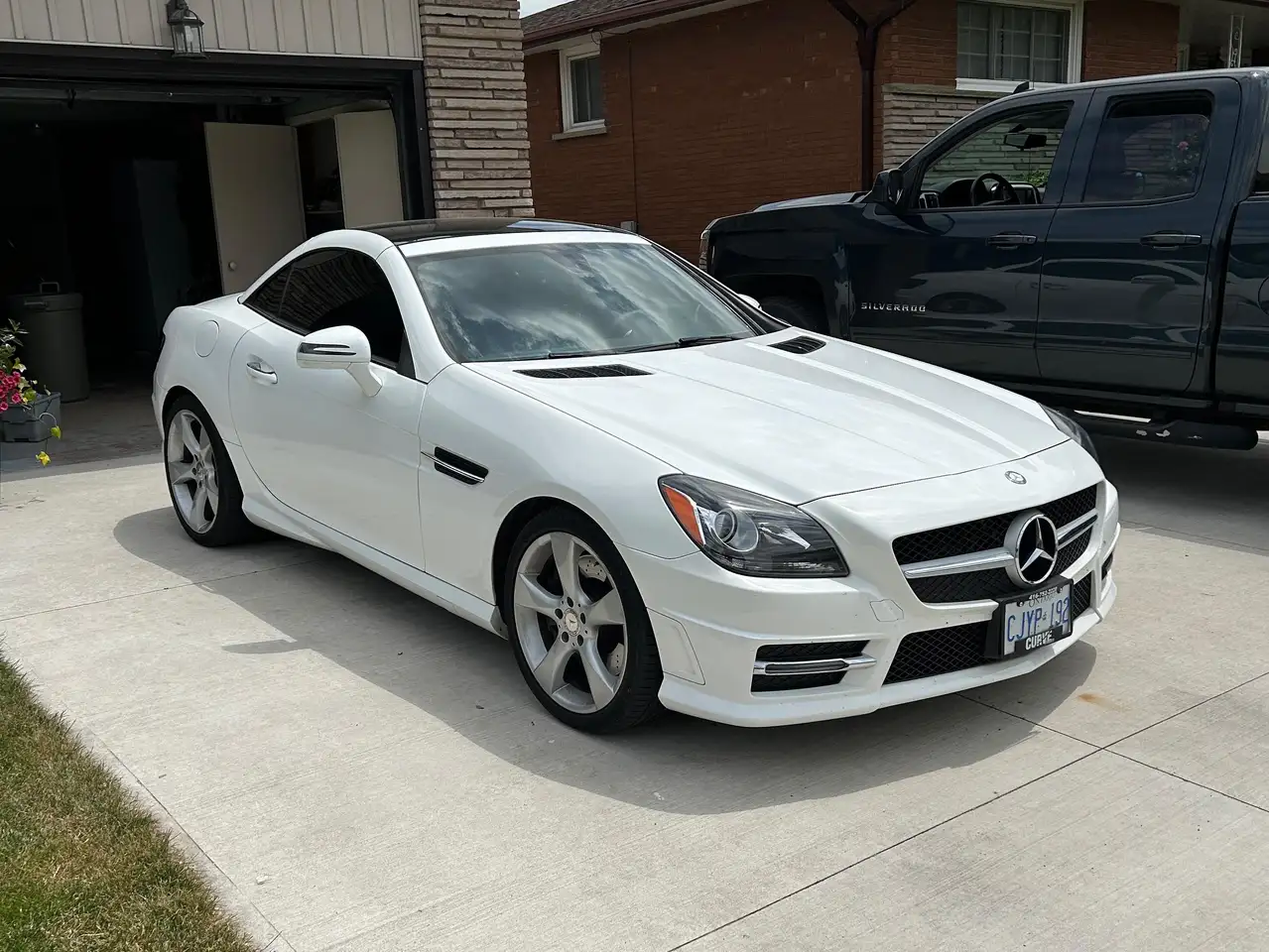 Mercedes-Benz SLK снимка Mercedes-Benz SLK