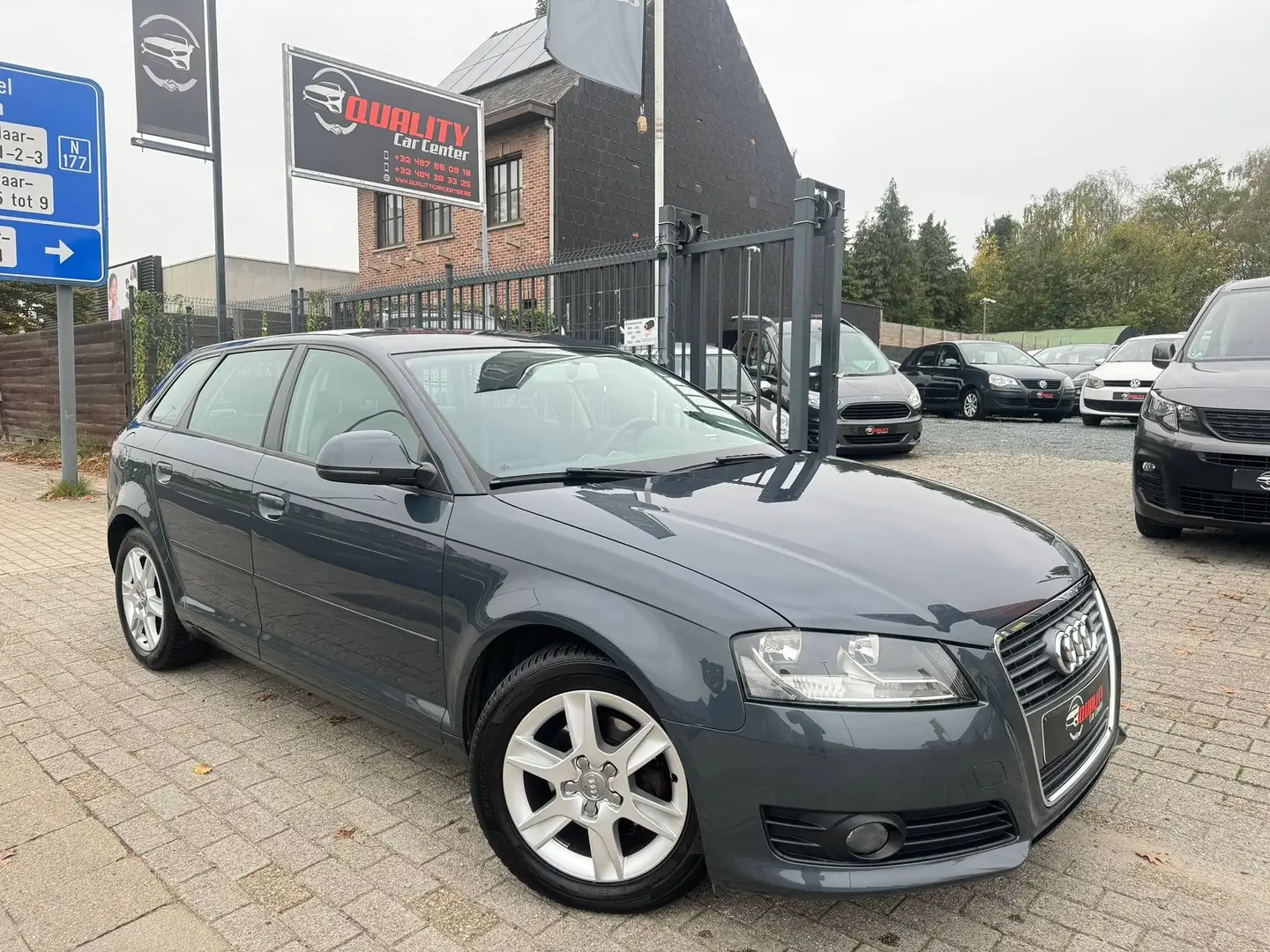 Audi A3 1.6 TDI Sportback DPF S tronic  137000 km automaat Gris - 1