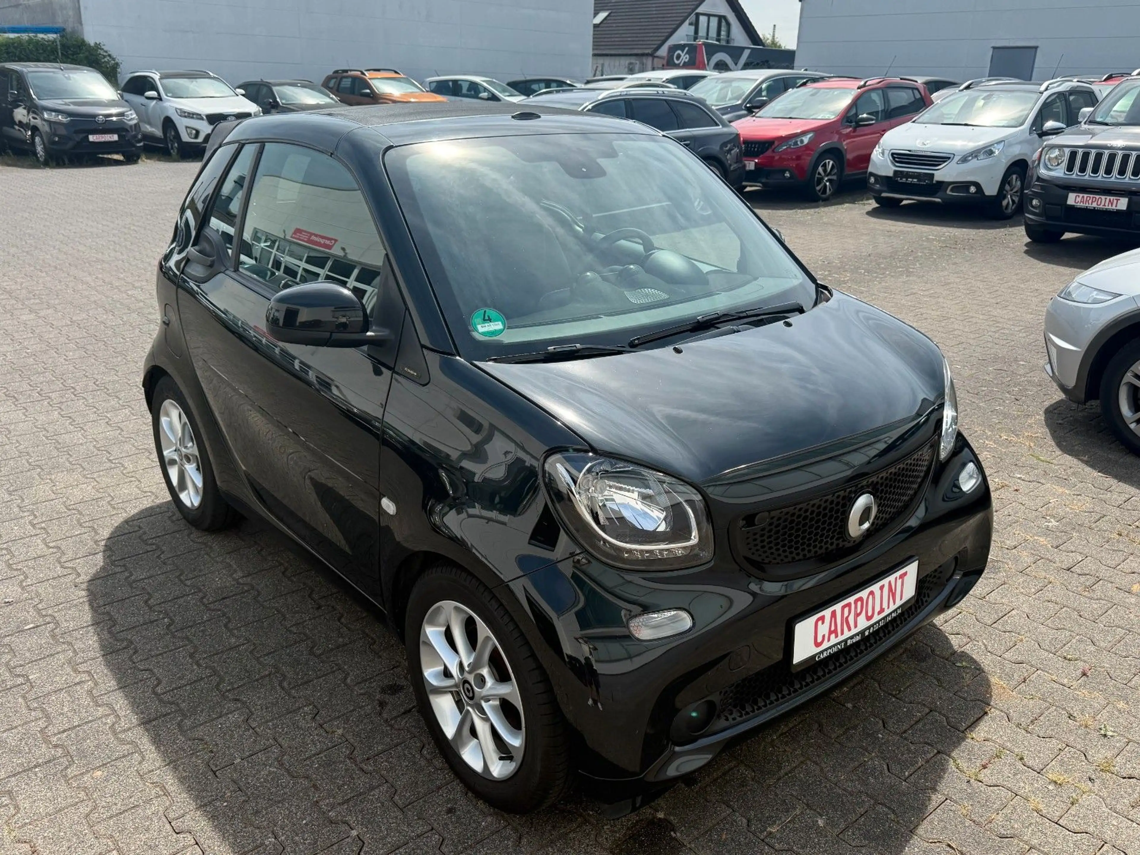 smart forTwo cabrio 90PS /CABRIO/KLIMA/NAVI/SHZ — photo 3