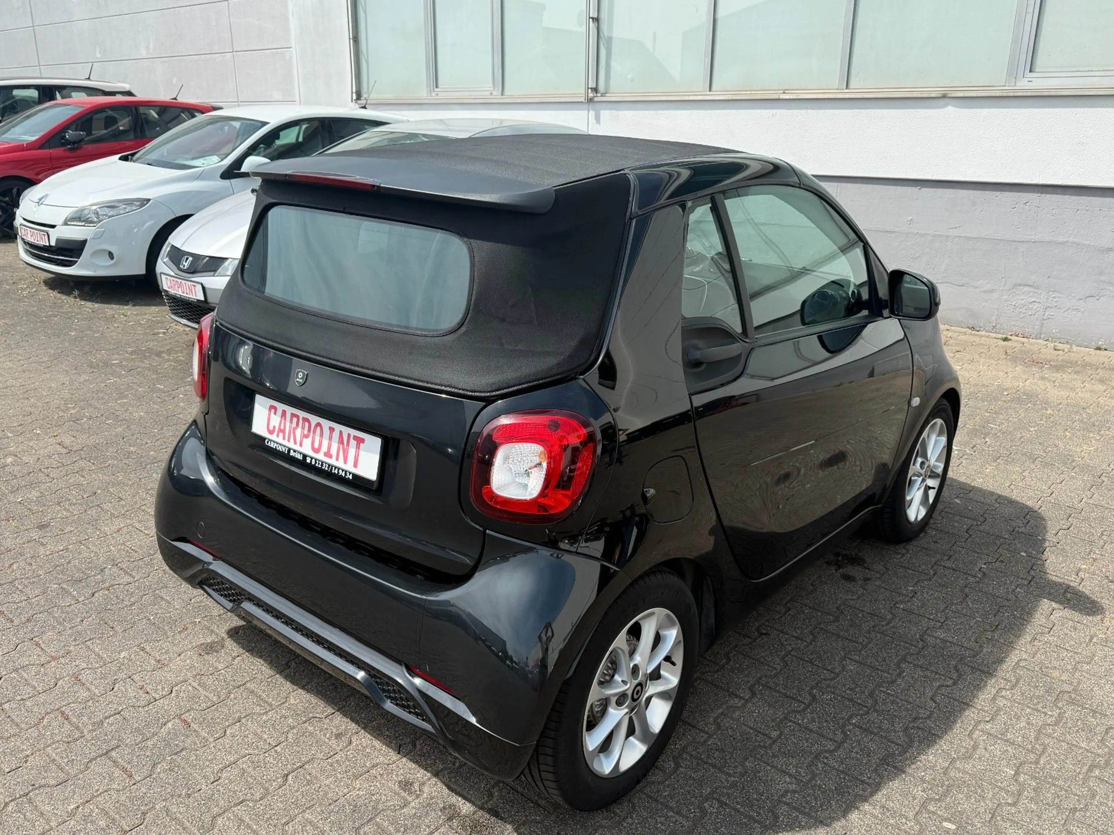 smart forTwo cabrio 90PS /CABRIO/KLIMA/NAVI/SHZ — photo 5