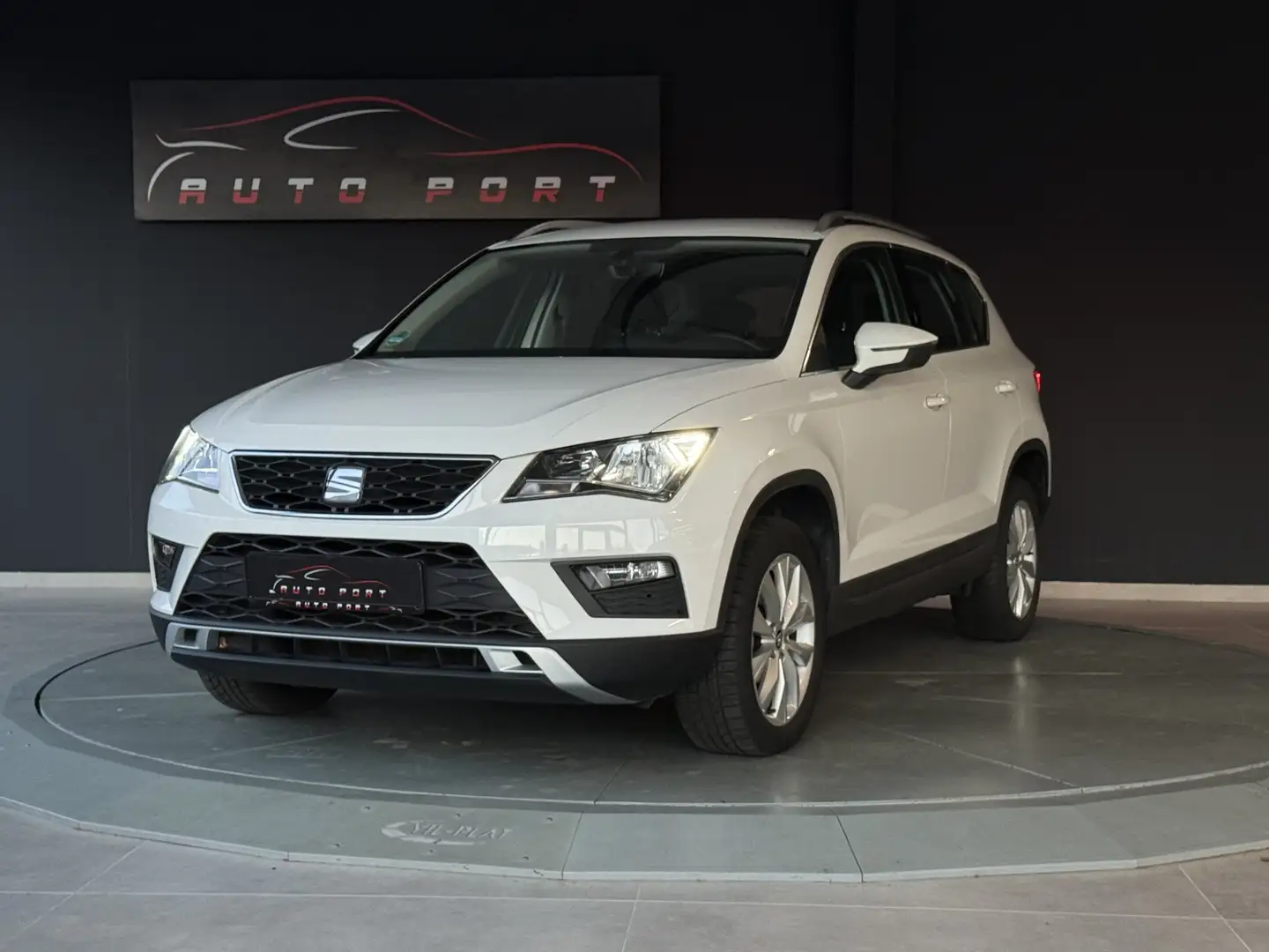 SEAT Ateca Style 1.4 TSI DSG *nur 35tkm*TEMP*PDC* Weiß - 1
