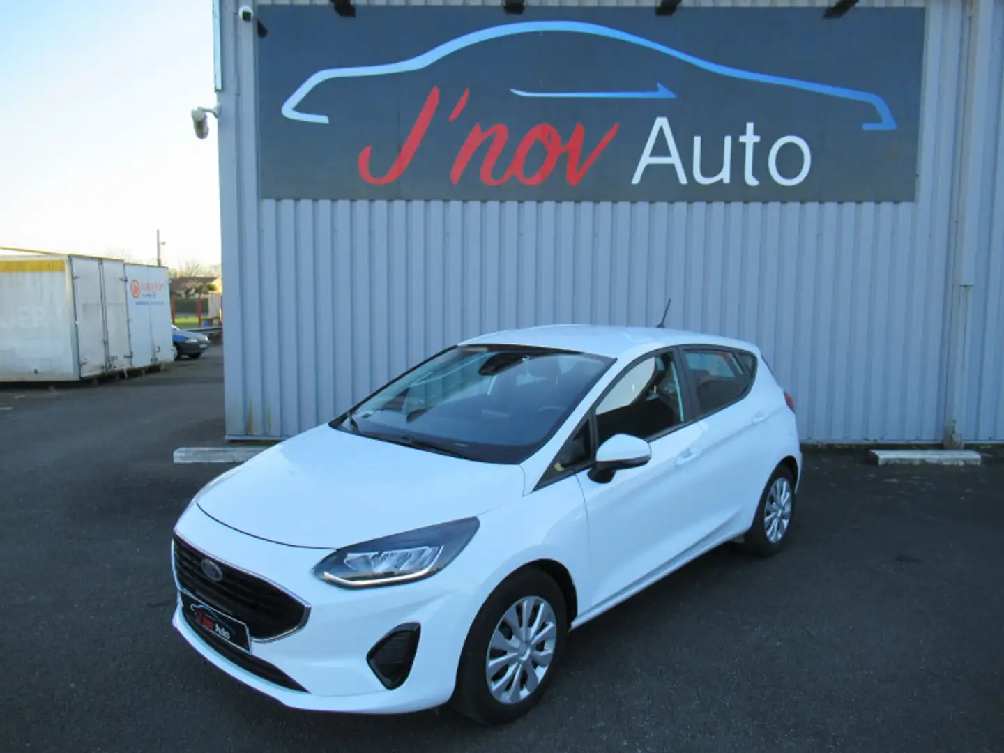 Ford Fiesta 1.1 75CH COOL \u0026 CONNECT 5P Weiß - 1