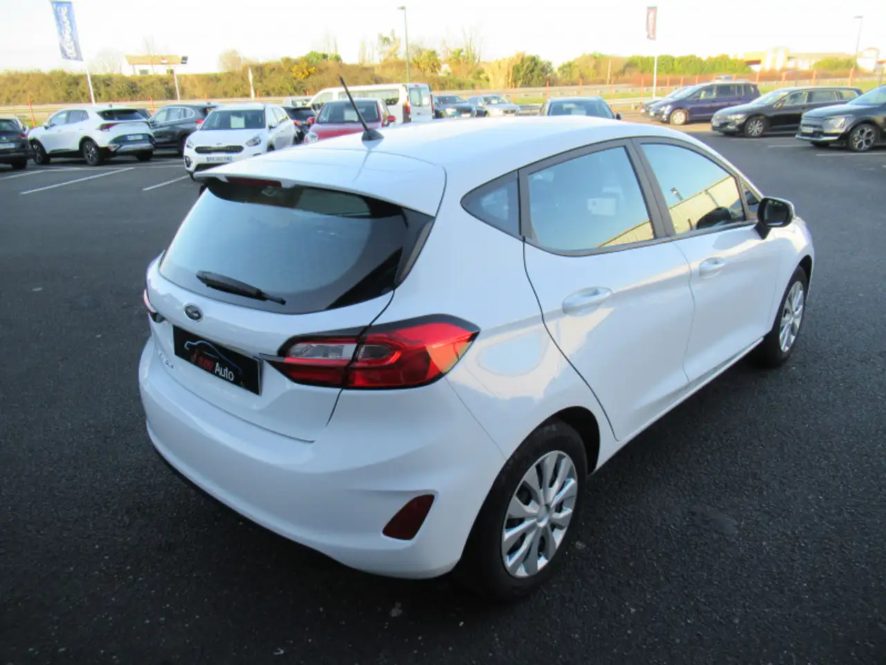 Ford Fiesta 5 portes — photo 4