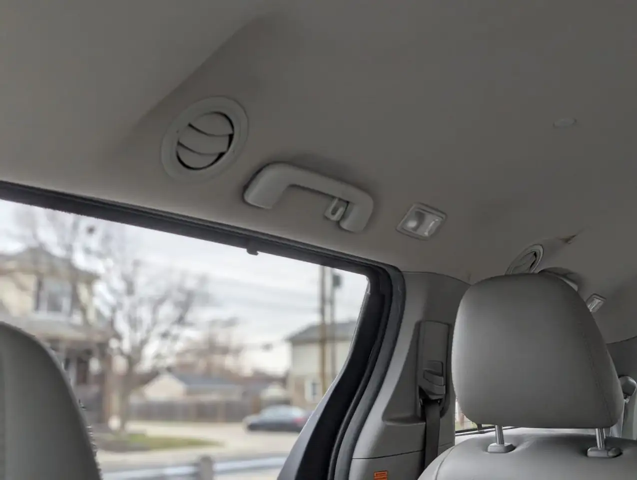 Toyota Sienna снимка Toyota Sienna