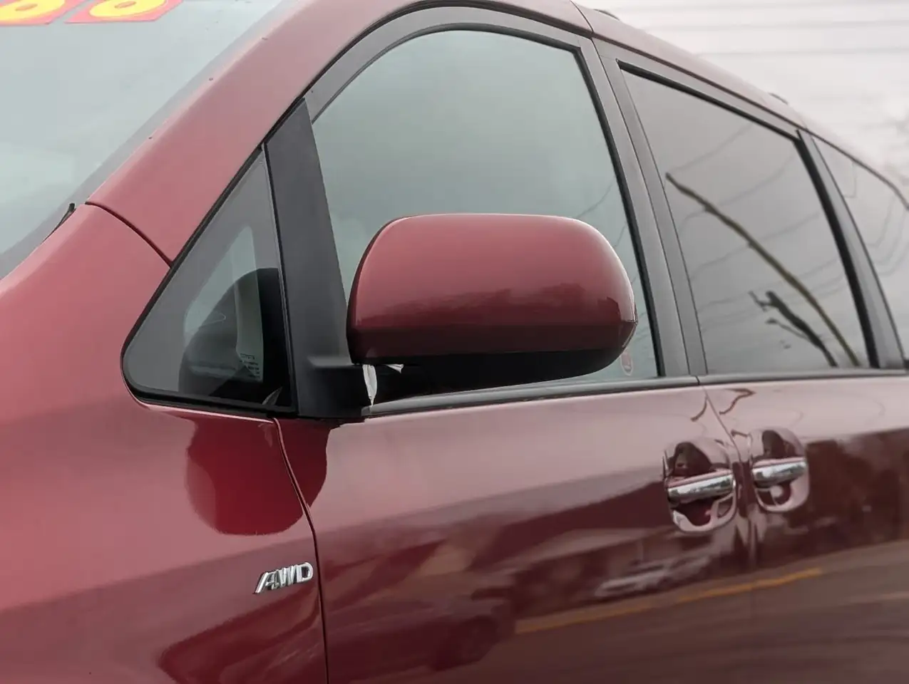 Toyota Sienna снимка Toyota Sienna