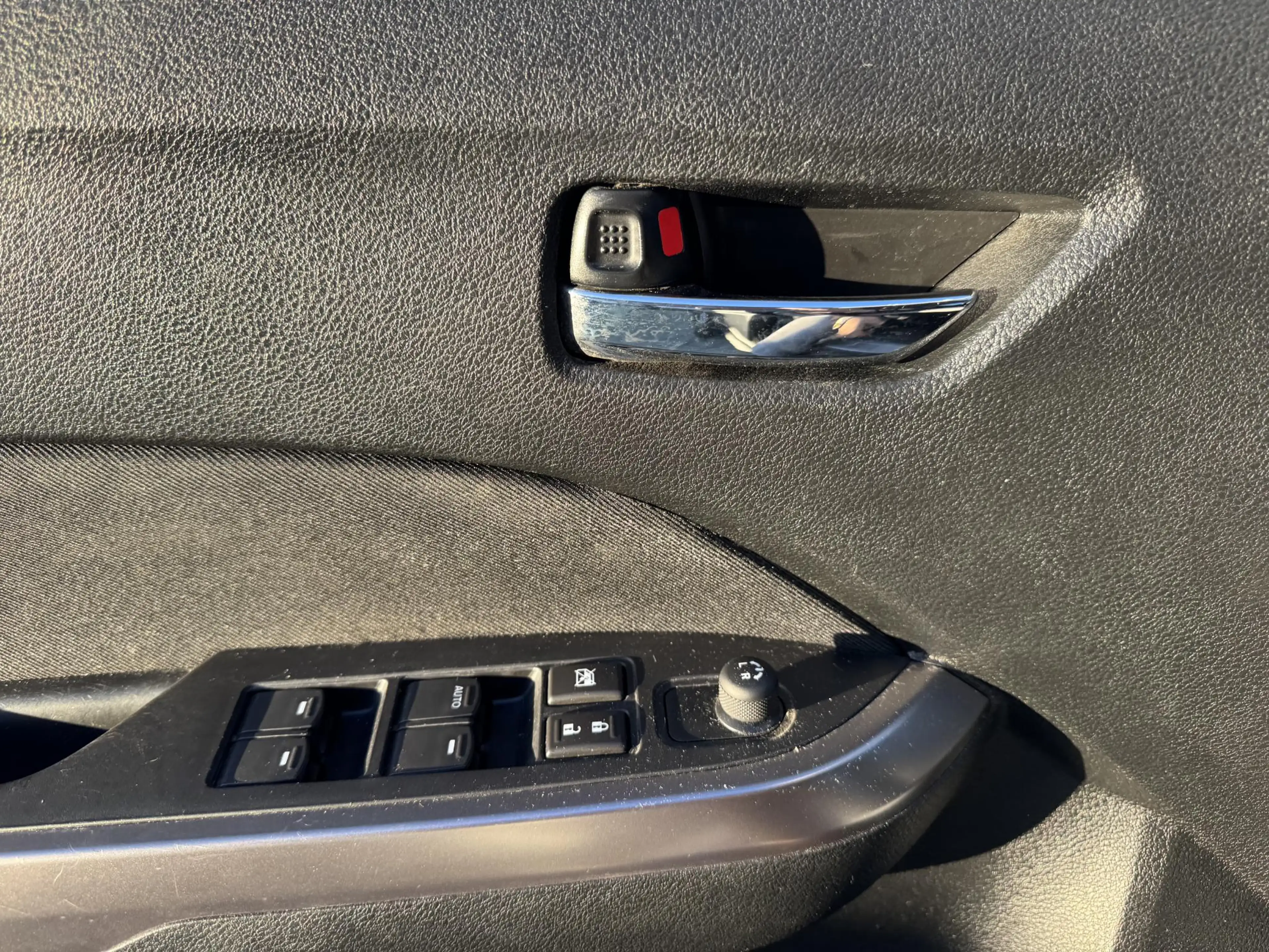 Suzuki Vitara 1.4 Boosterjet Select Smart Hybrid - Apple Carplay — photo 10
