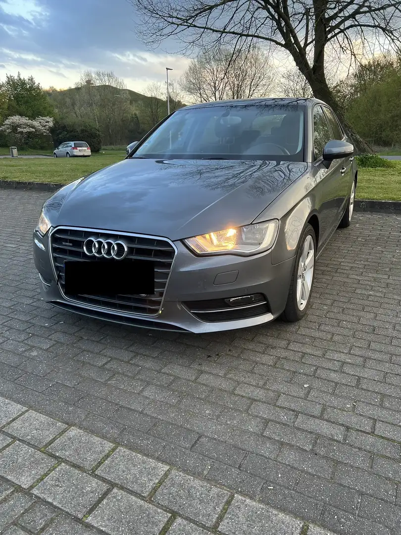 Audi A3 ambition quattro Grau - 1
