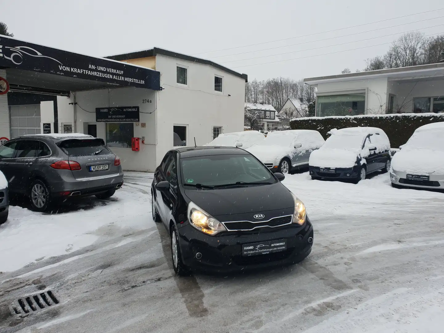 Kia Rio Rio 1.1 CRDI Business Line TOP AUSSTATTUNG EURO5 Schwarz - 1