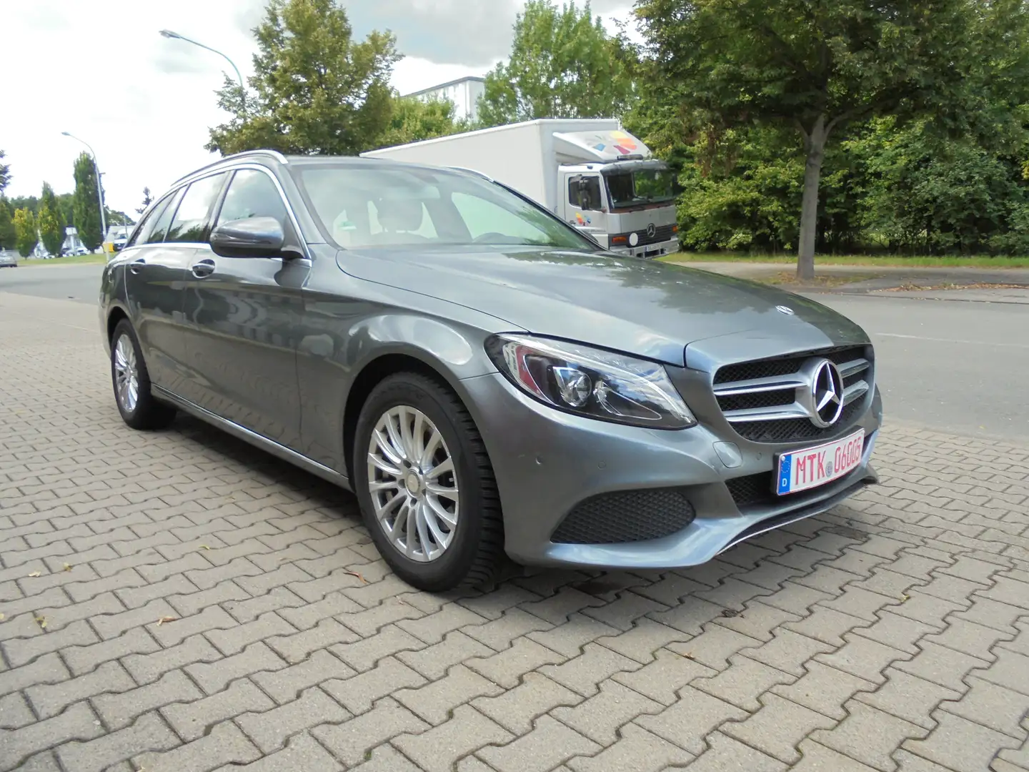 Mercedes-Benz C 220 Shooting Brake d 7G-DCT Peak Edition Braun - 2