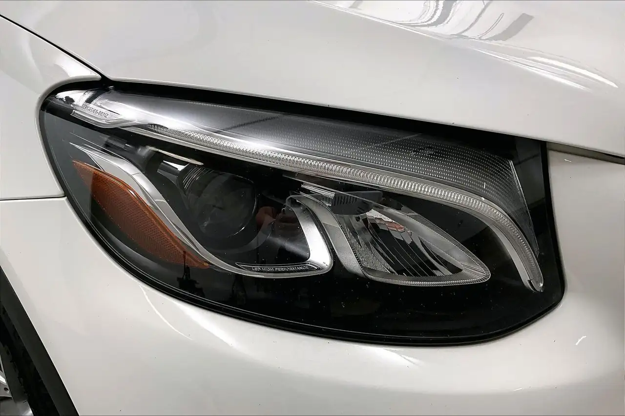 Mercedes-Benz GLC fotografie Mercedes-Benz GLC