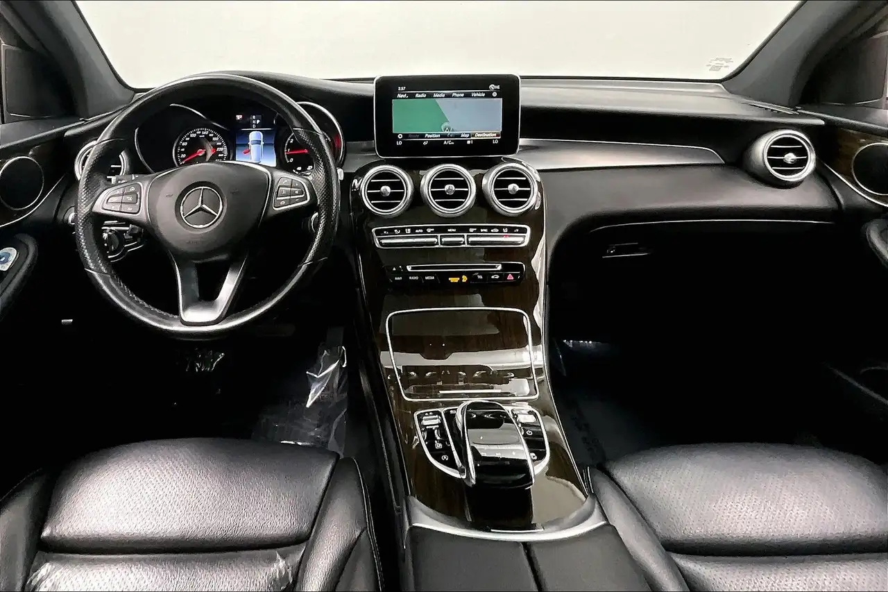 Mercedes-Benz GLC fotografie Mercedes-Benz GLC