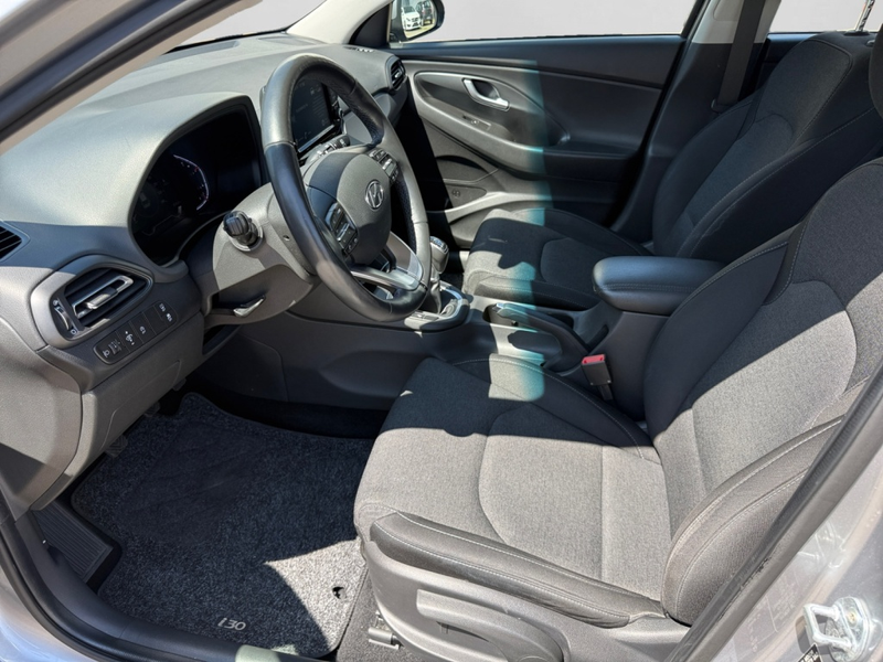 Hyundai i30 1.6 CRDI DCT Trend AUT — photo 10