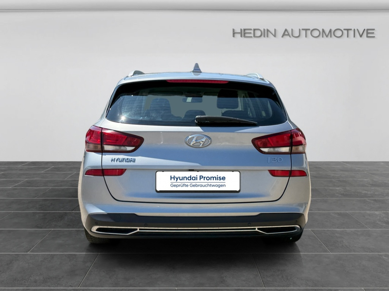 Hyundai i30 1.6 CRDI DCT Trend AUT — photo 5