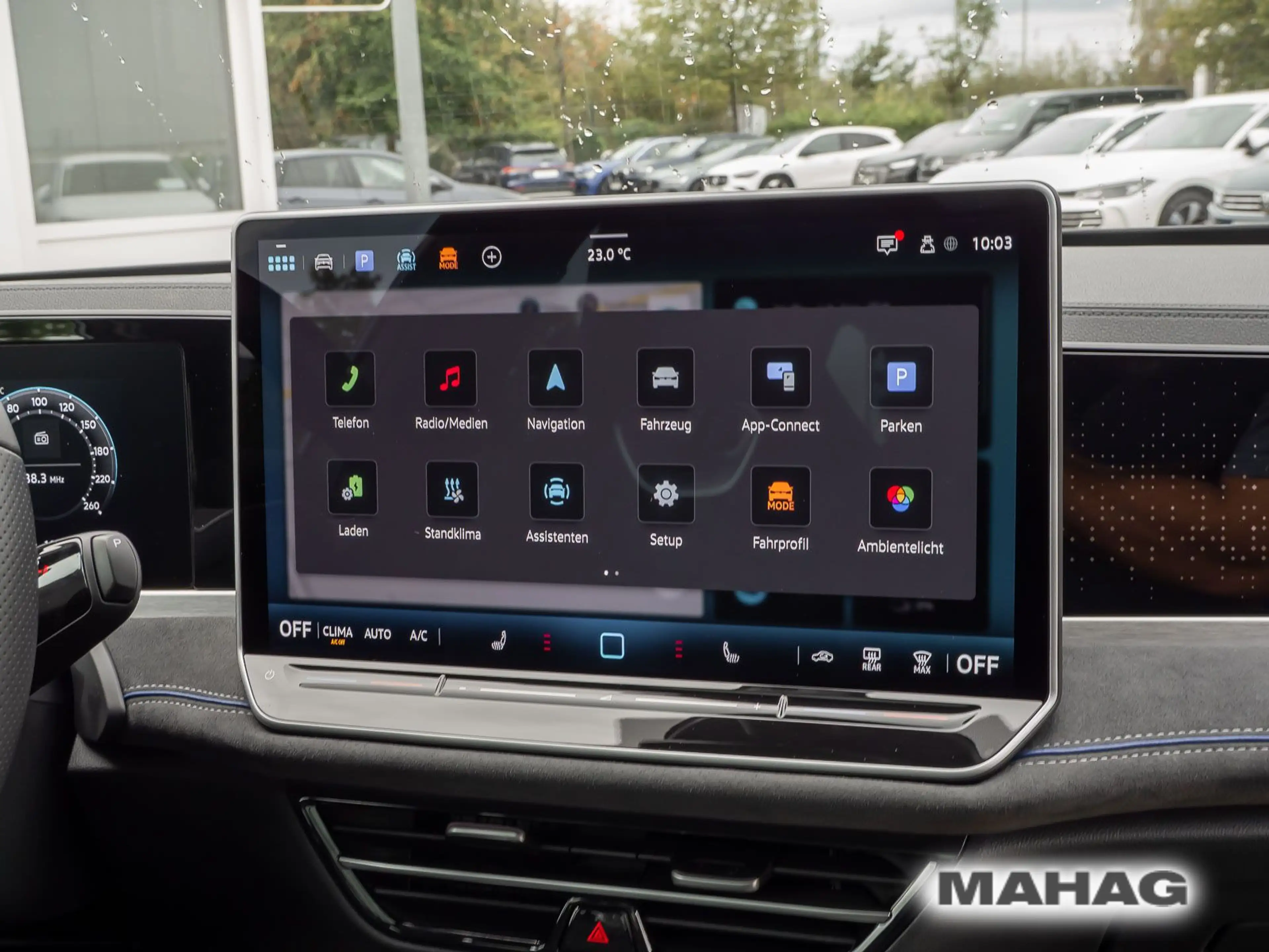Volkswagen Passat Variant R-Line 1.5 TSI eHybrid IQ.Light I — photo 15