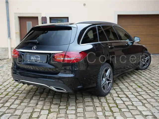 Mercedes-Benz C view 3