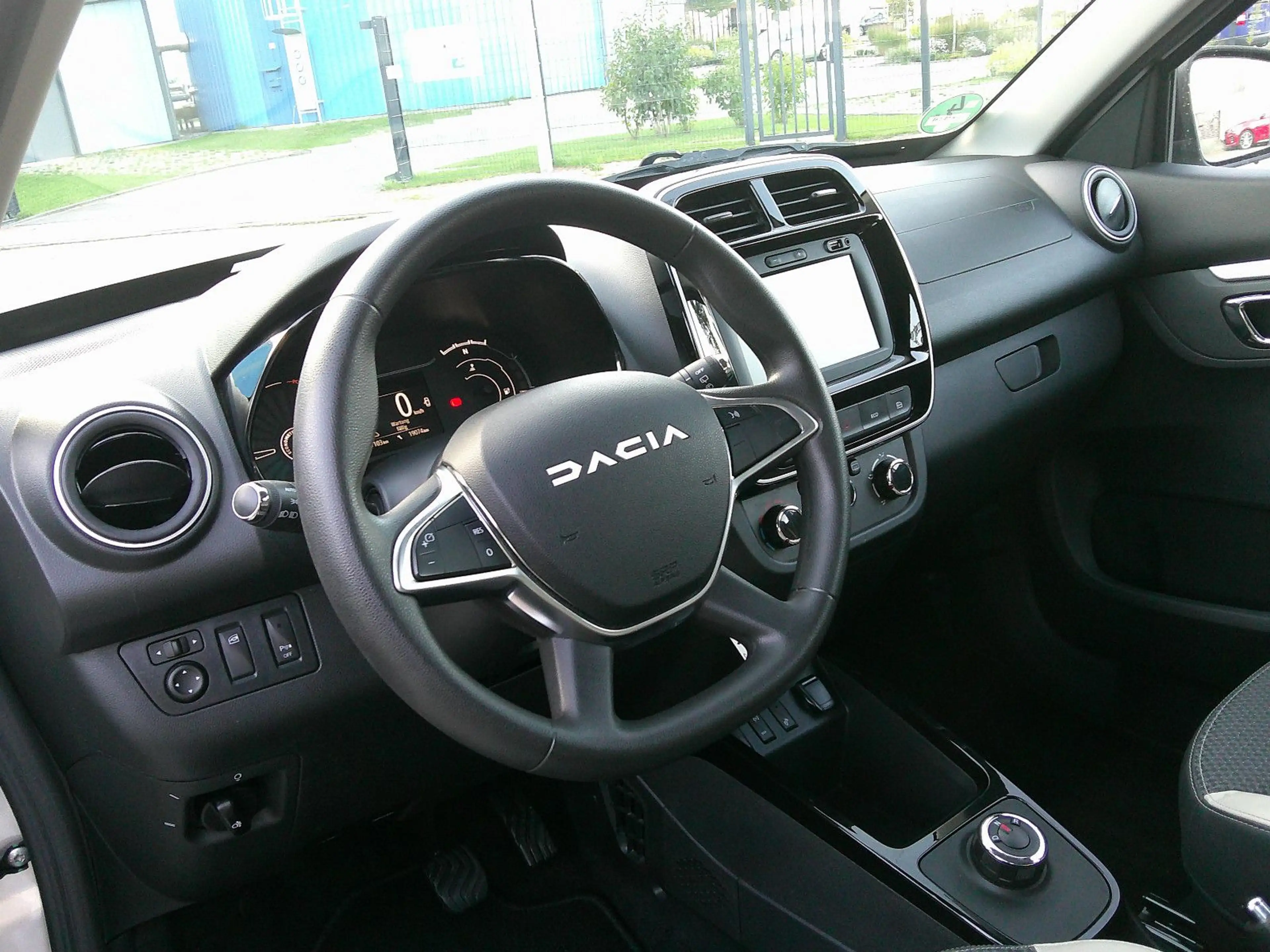 Dacia Spring Electric Essential CCS inkl. Batterie ! — photo 3