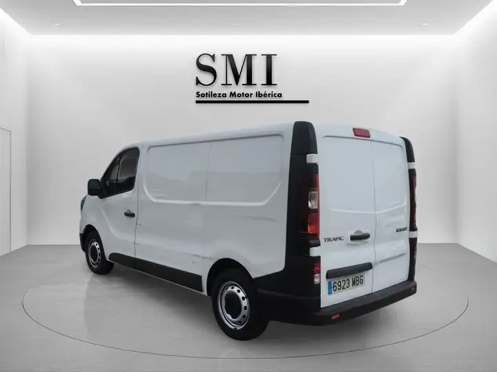 Renault Trafic 2022, foto 7