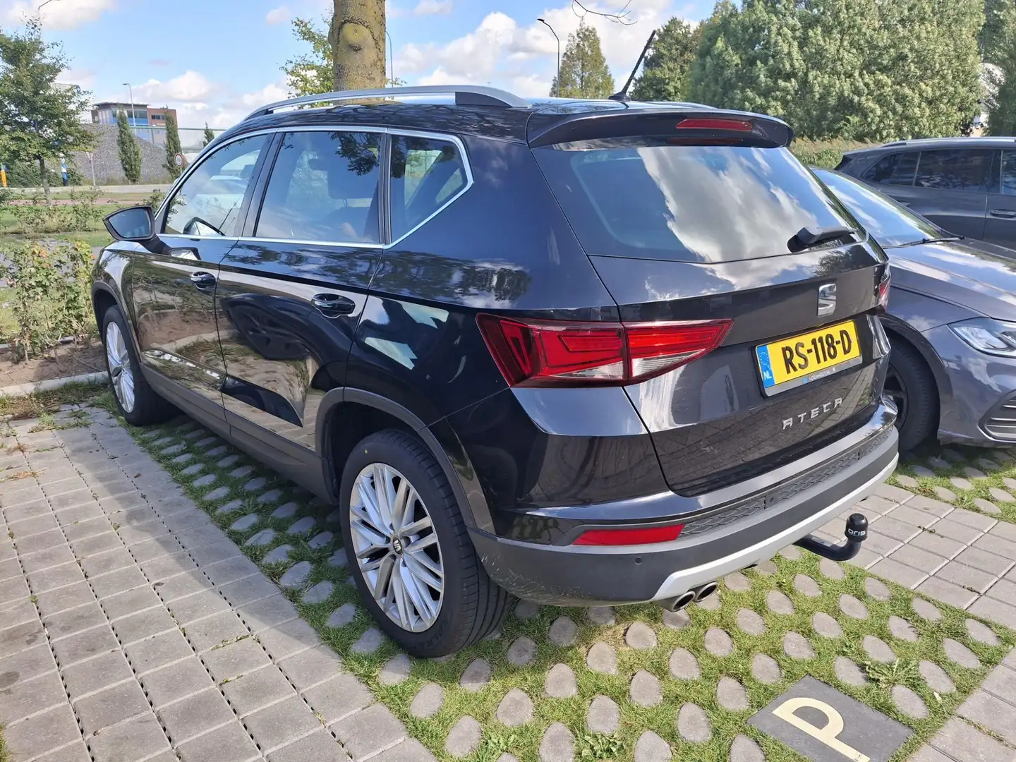 SEAT Ateca 1.4 EcoTSI Xcellence | Parkeersensoren | Achteruit Zwart - 2
