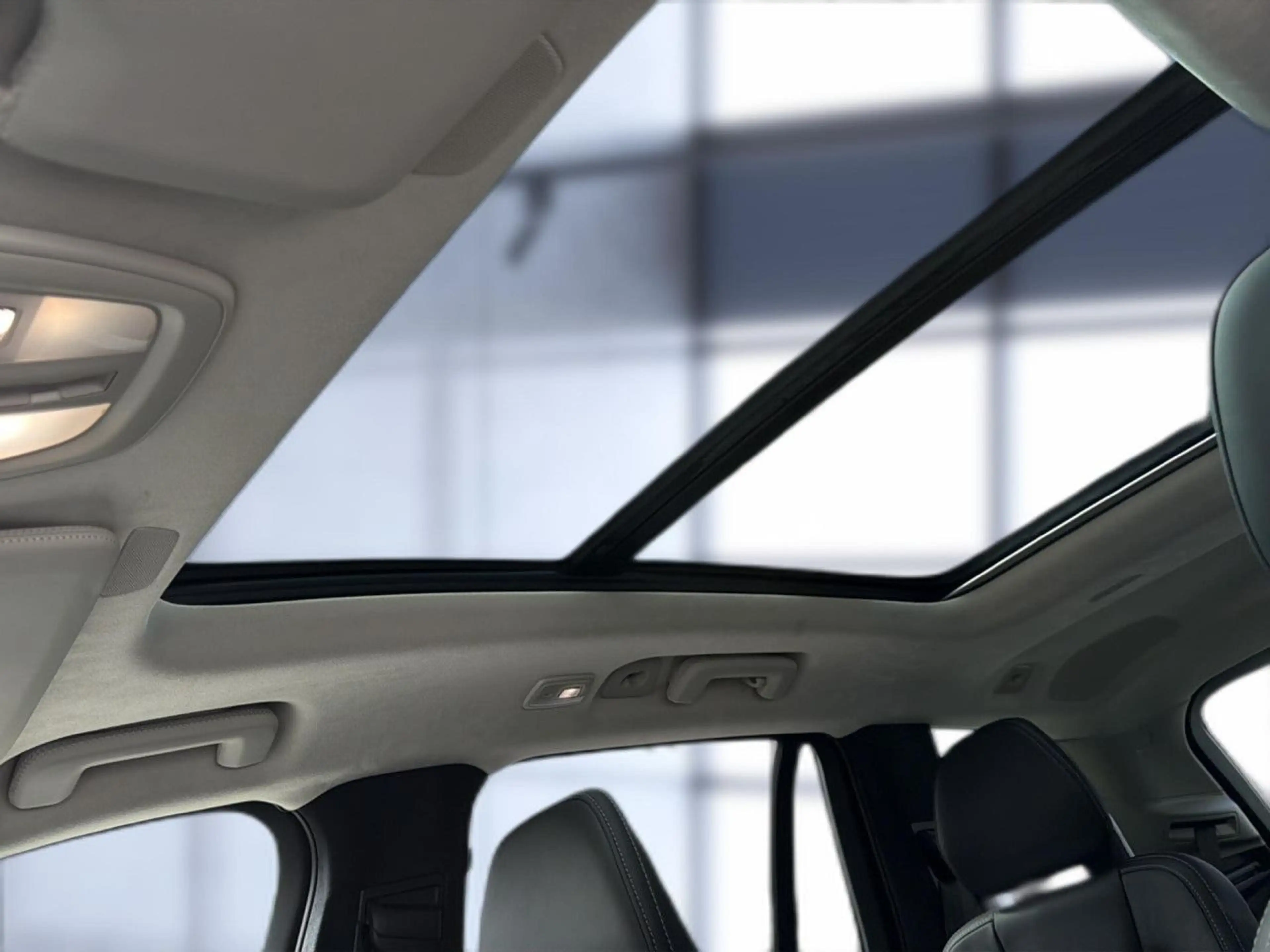 Volvo XC90 XC 90 Ultra Bright Recharge Plug-In Hybrid AWD LED — photo 16