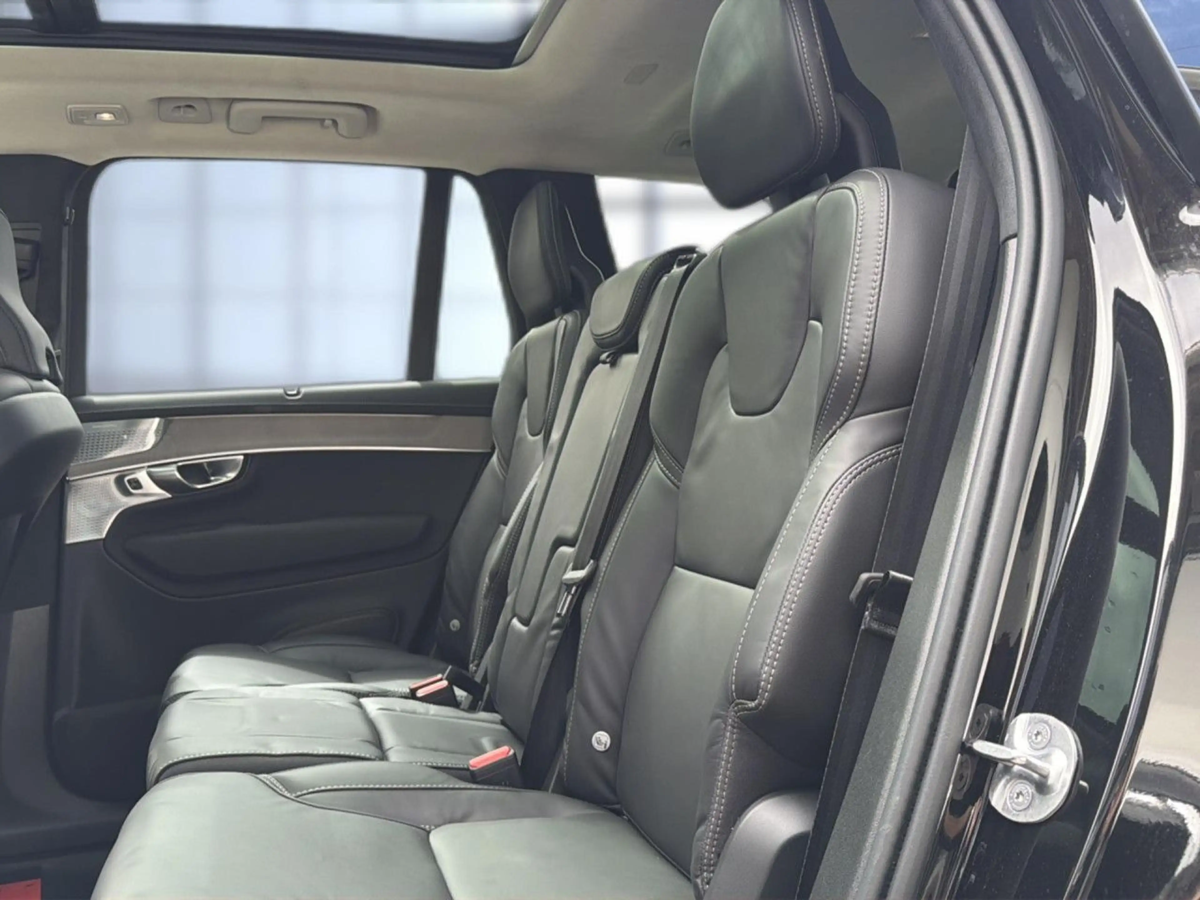 Volvo XC90 XC 90 Ultra Bright Recharge Plug-In Hybrid AWD LED — photo 15