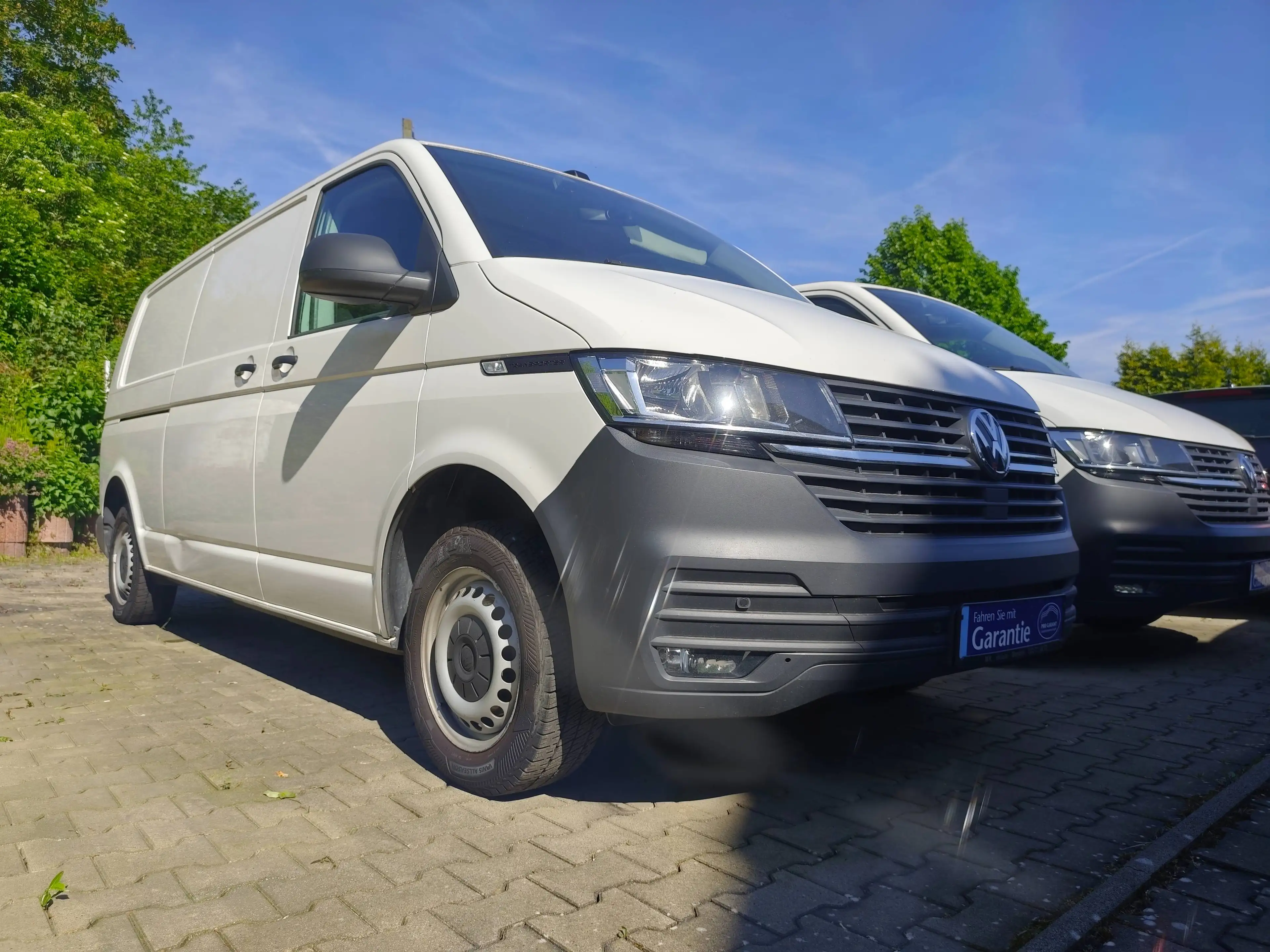 Volkswagen T6.1 Transporter lang /Automatik/DAB/AppConect/ACC/MFL/Light Ass — photo 9