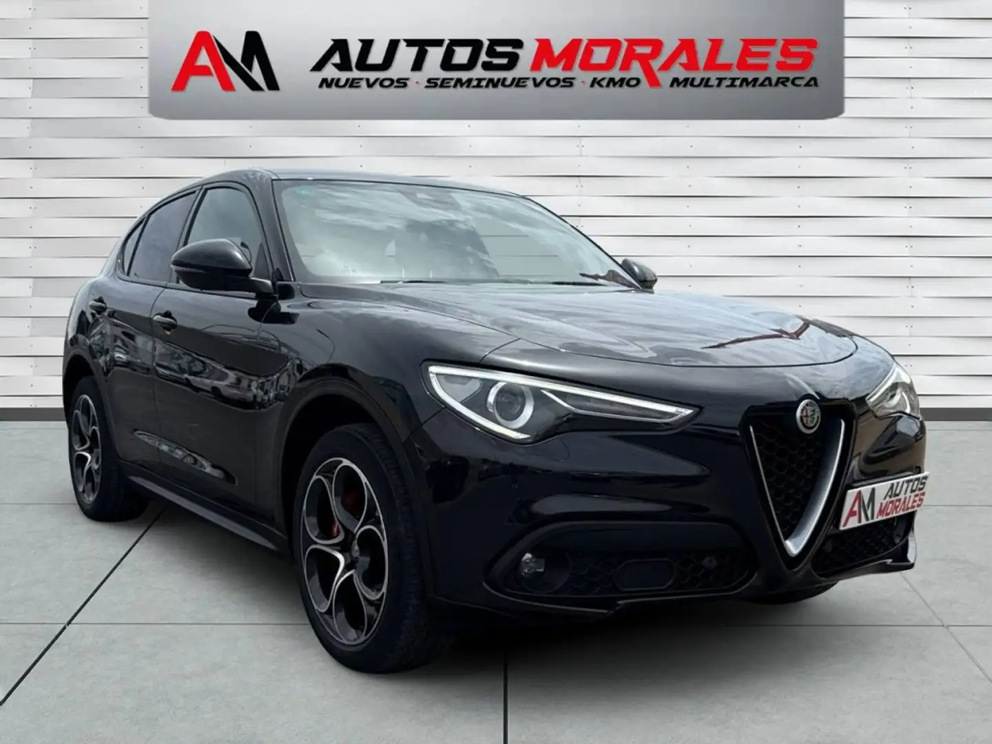 Alfa Romeo Stelvio 2.2 Executive Q4 210 Aut. Negro - 1