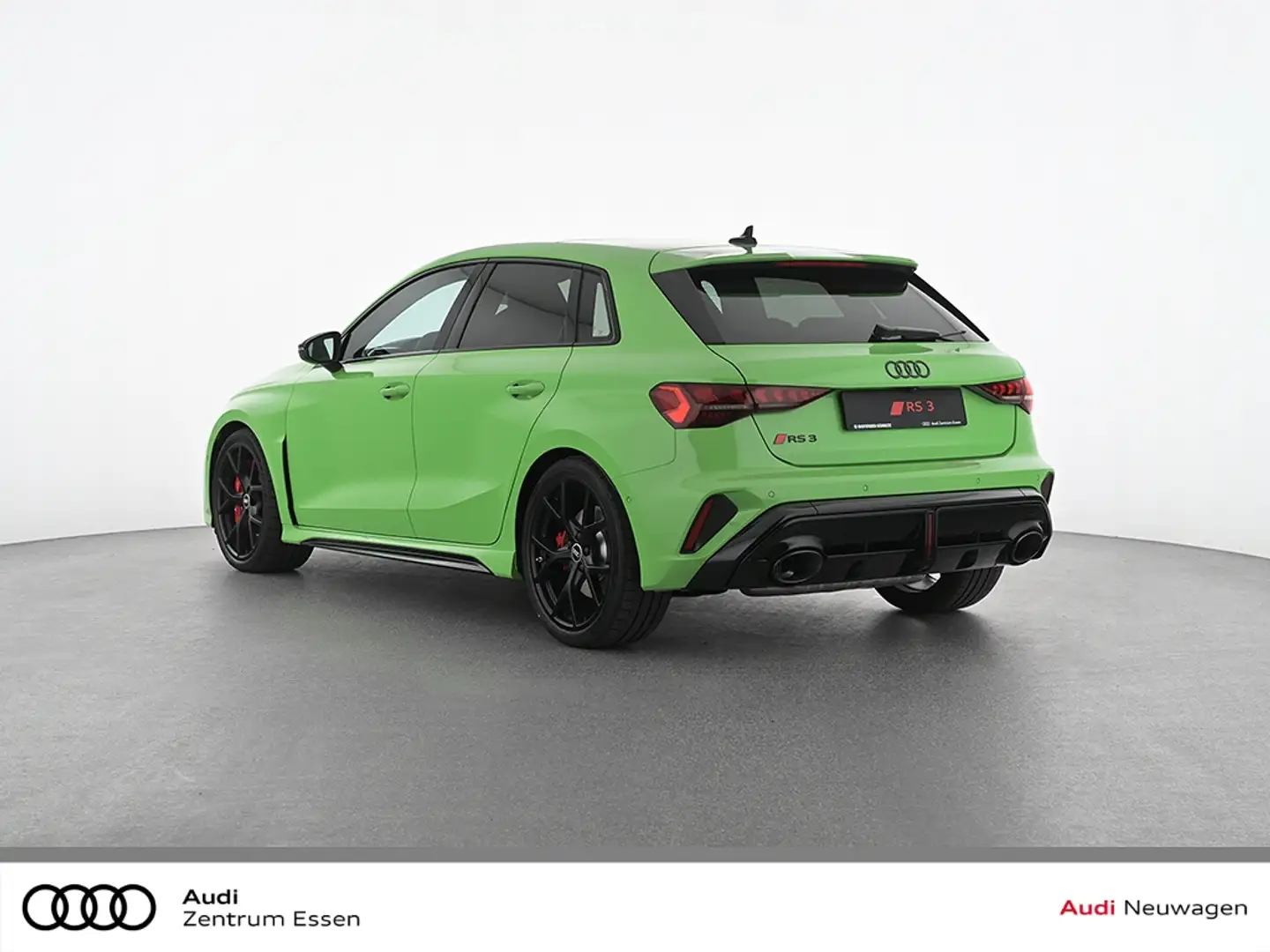 Audi RS3 SPORTBACK MATRIX LED NAVI KERAMIK SONOS PANO Grün - 2