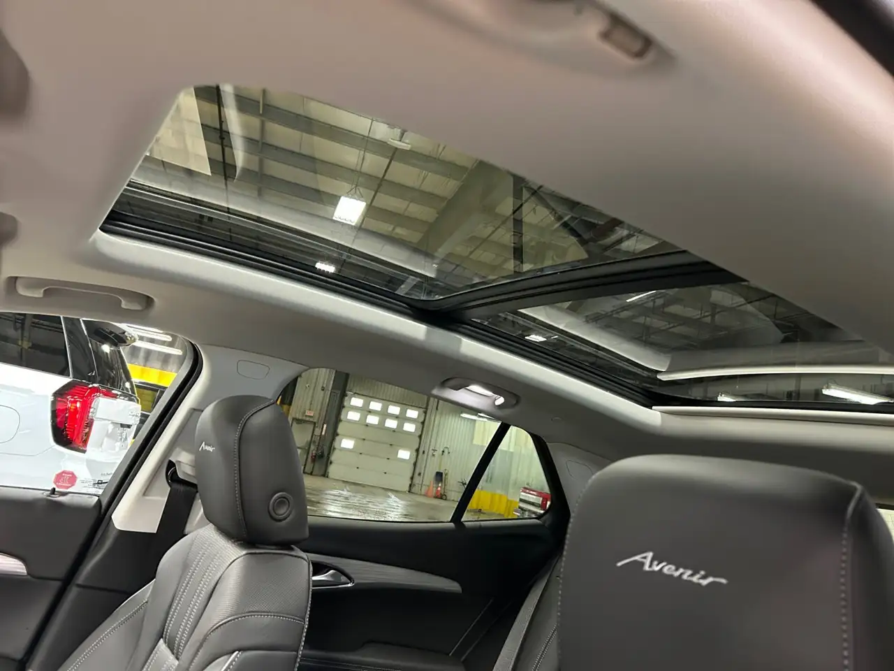 Buick Envision снимка Buick Envision