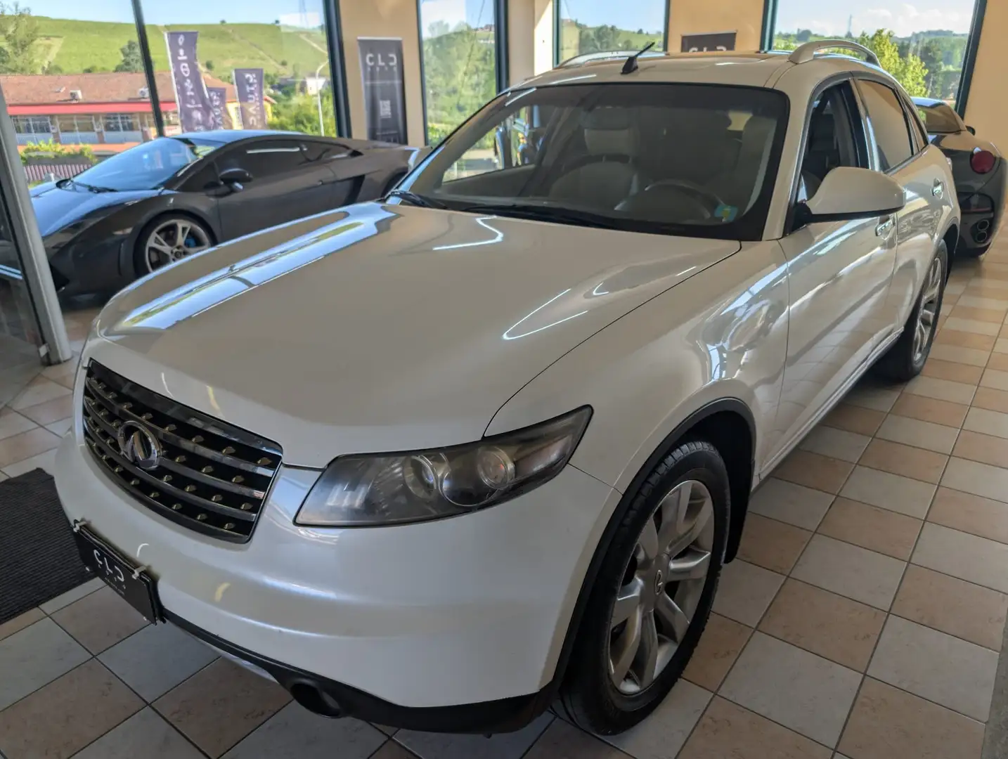Infiniti FX 35 Sport Blanc - 2