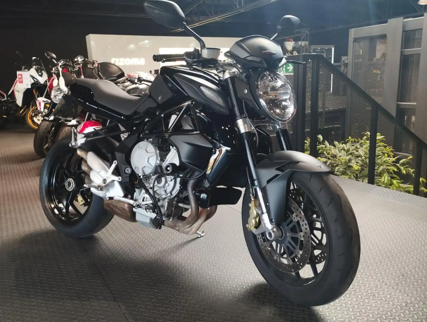 MV Agusta Brutale 800 BRUTALE 800 Nero - 2