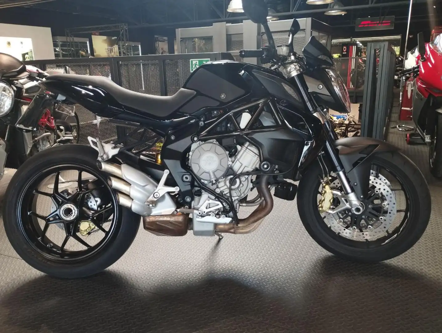 MV Agusta Brutale 800 BRUTALE 800 Nero - 1
