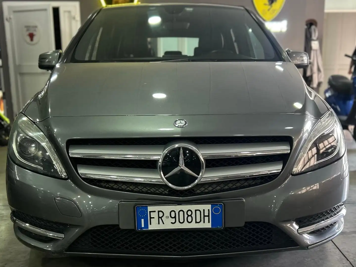 Mercedes-Benz B 200 B 200 cdi (be) Premium Gris - 1