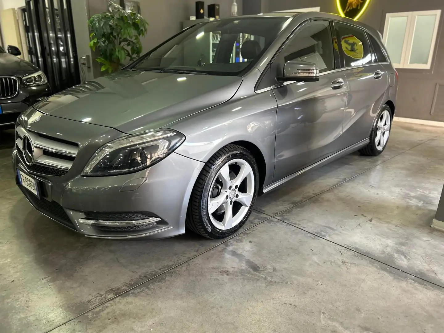 Mercedes-Benz B 200 B 200 cdi (be) Premium Gris - 2