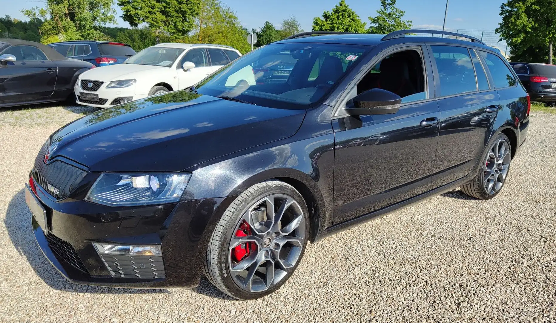 Skoda Octavia Combi RS 2.0 TDI LEDER* XENON* 19-Zoll* Schwarz - 2