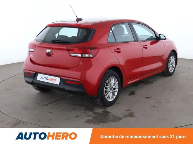 Kia Rio view 6