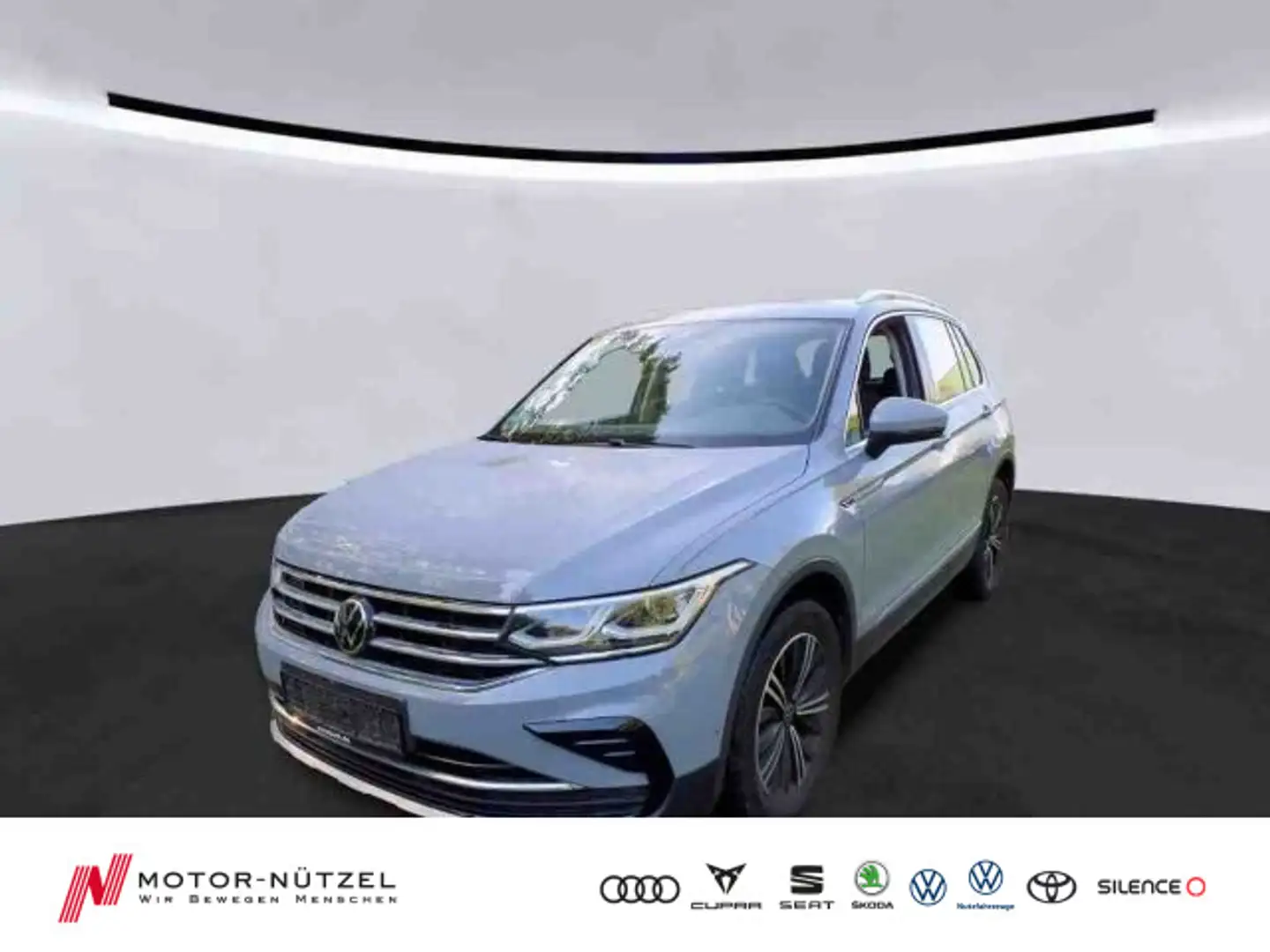 Volkswagen Tiguan 2.0 TDI 4M ELEGANCE MATRIX+NAVI+AHK+PANO Grau - 1