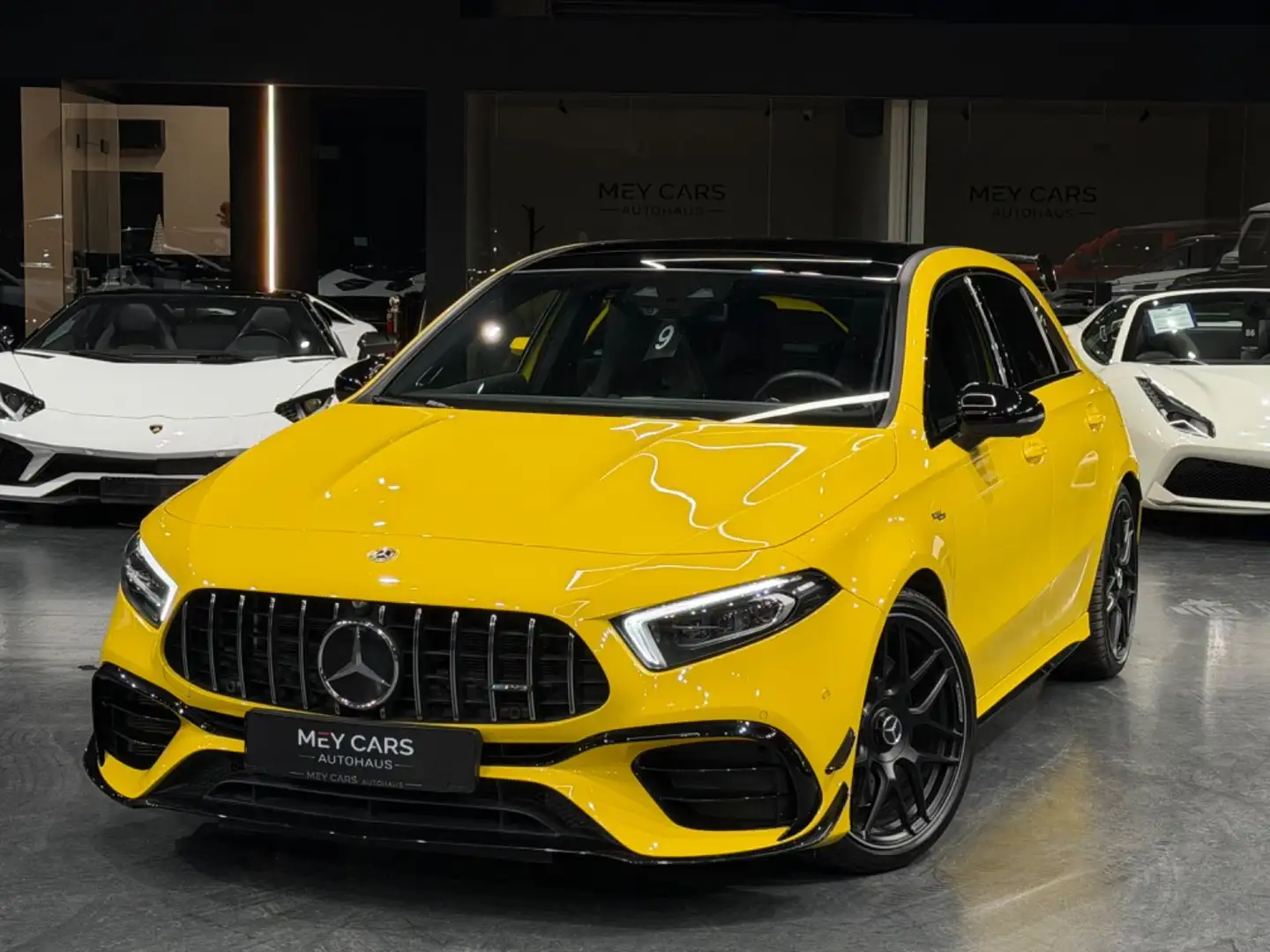 Mercedes-Benz A 45 AMG A 45s AMG *AERO*AMG-Drivers*Pano*360°* Gelb - 1
