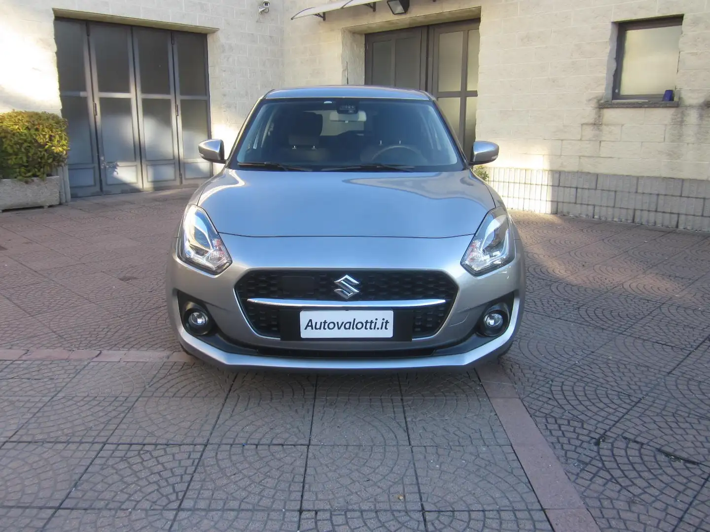 Suzuki Swift 1.2 Hybrid CVT (AUTO) Top FULL OPTIONAL Grigio - 2