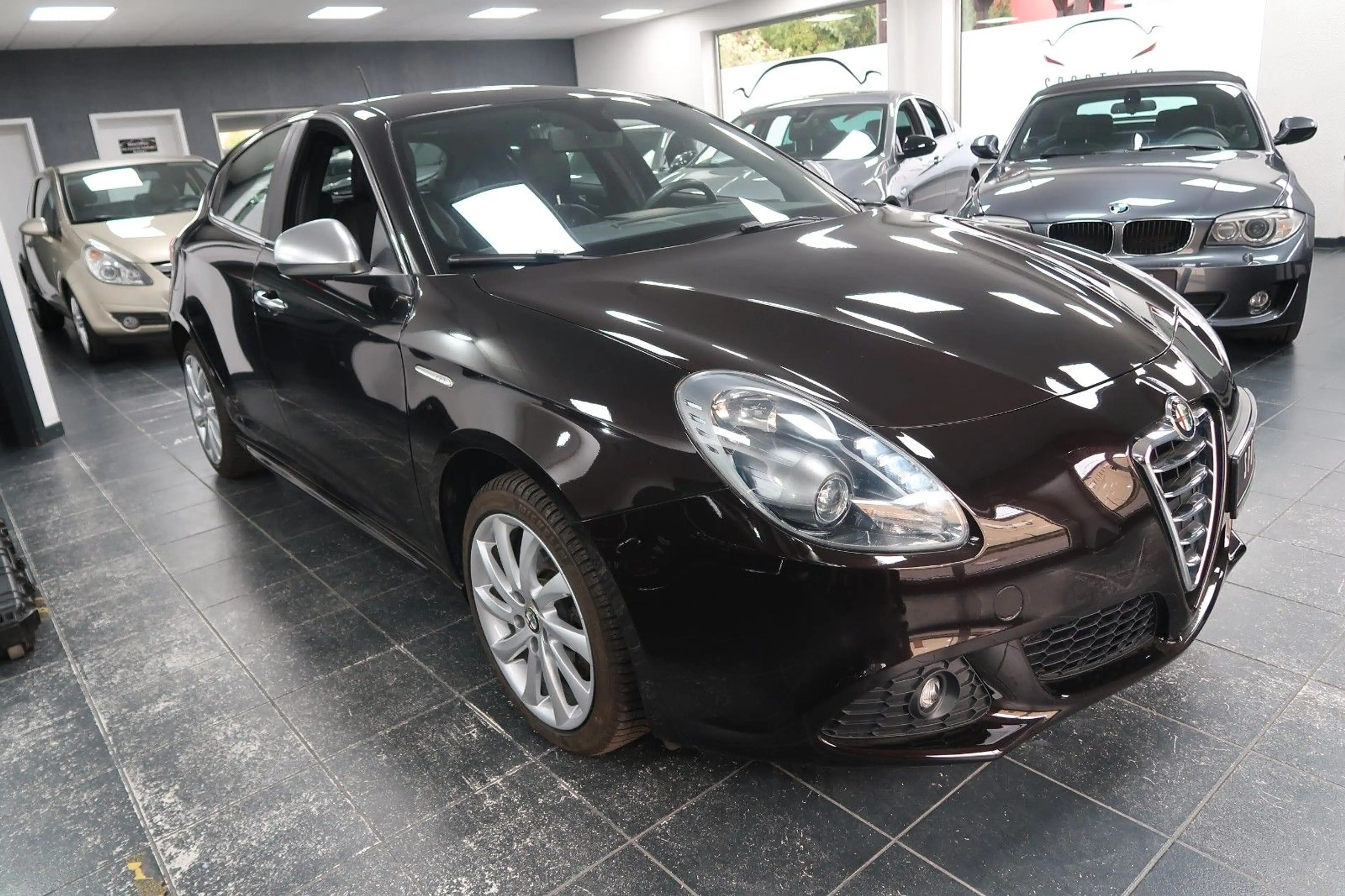 Alfa Romeo Giulietta Turismo 1.4 TB 16V MultiAir* TÜV-Neu* — photo 3