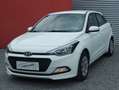 Hyundai i20 1.2i Cool AIRCO / 24000 KM/ GARANTIE 12 MOIS Blanc - thumbnail 2