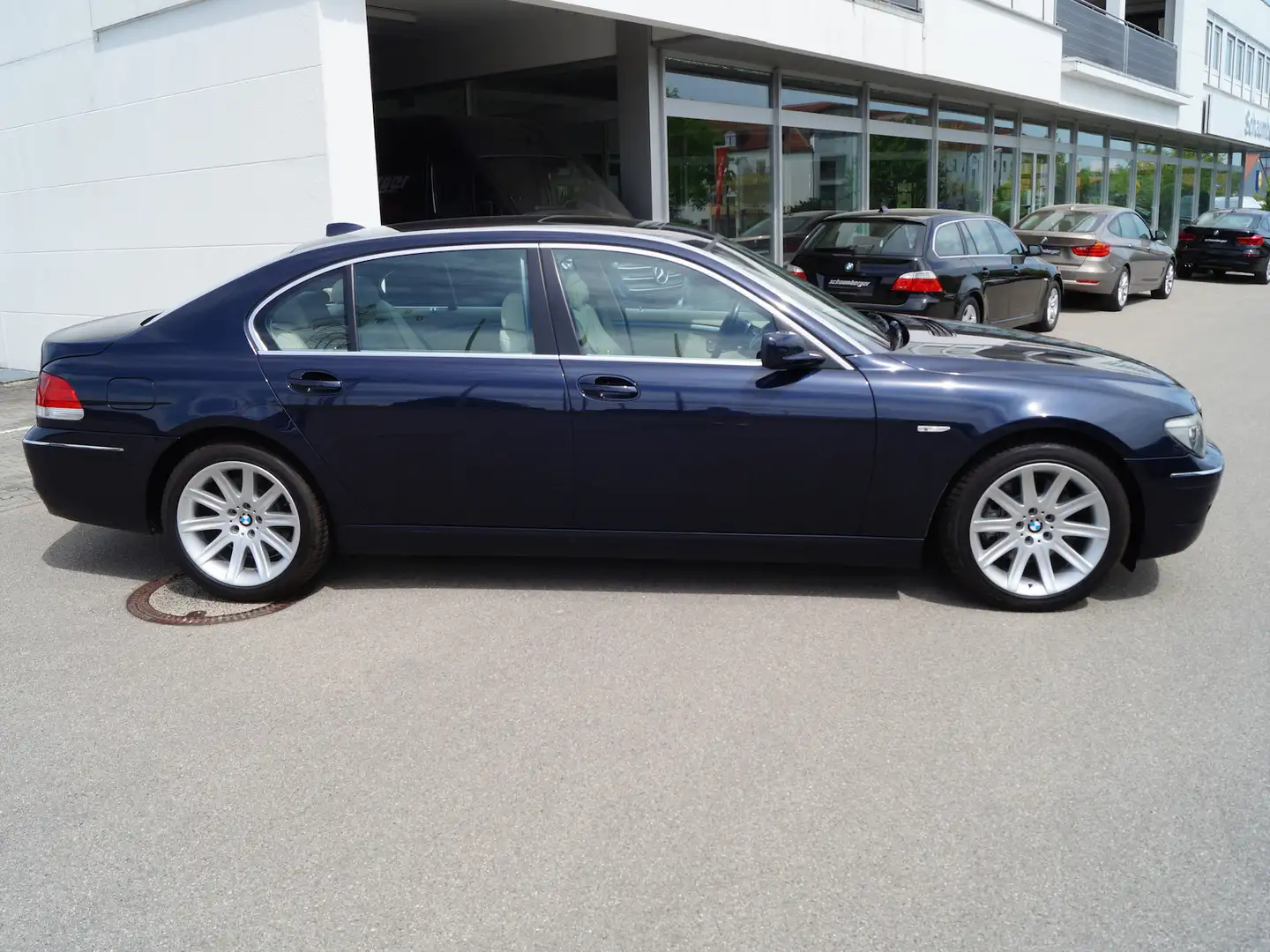 BMW 740 740Li Aut. * Leder * Navi * Xenon * Glasdach * Blau - 2