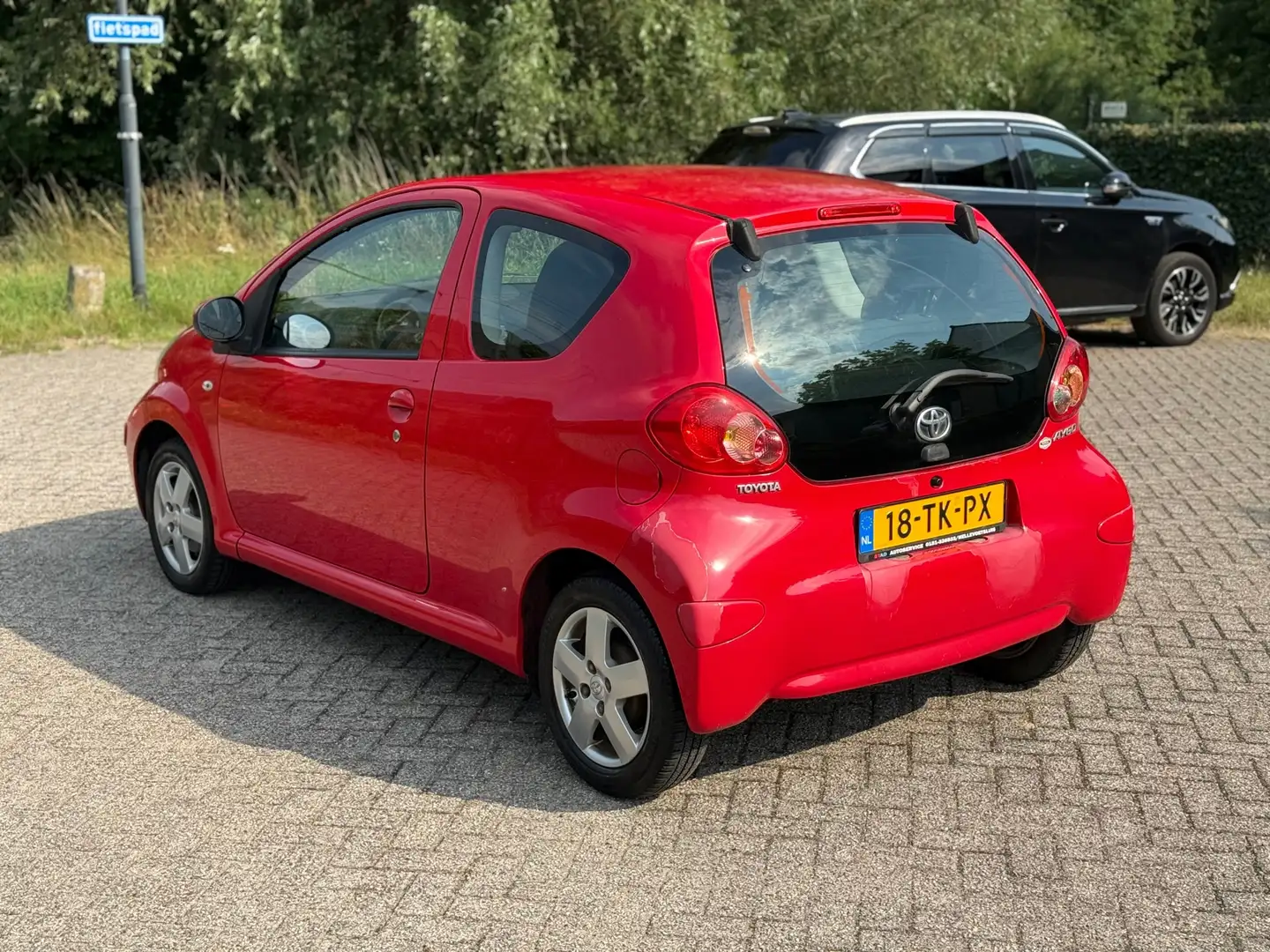 Toyota Aygo 1.0-12V Comfort ELEC RAMEN I CENTRAAL DEUR I PRIMA Rood - 2