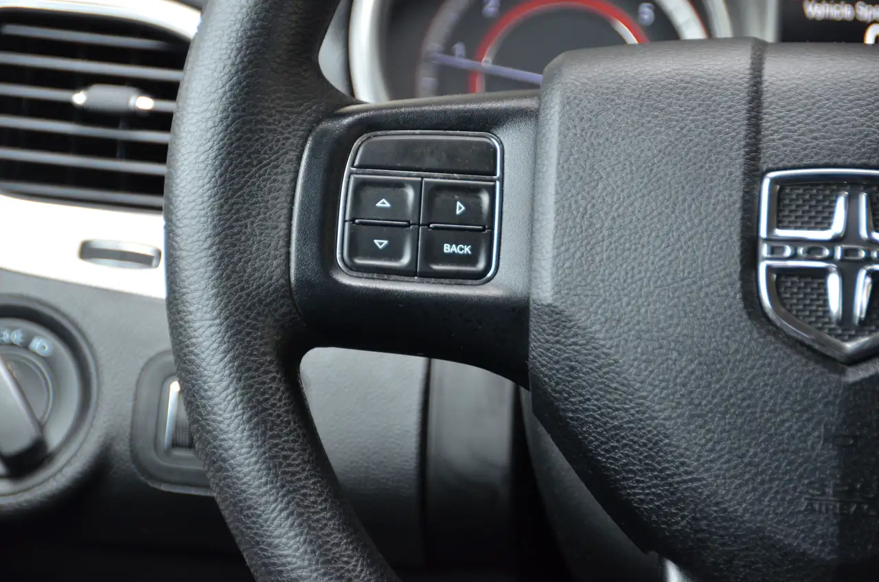 Dodge Journey снимка Dodge Journey