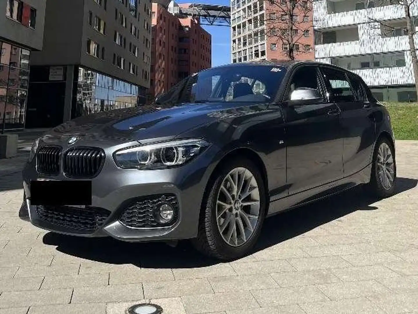 BMW 116 116d M Sport Shadow Edition Grau - 1