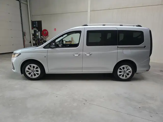 Ford Tourneo Connect GERESERVEERD!!!