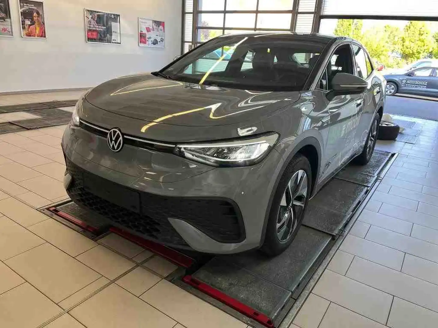 Volkswagen ID.5 Pro Performance +CCS+ASSISTS+LED+ACC+PDC+ Grau - 2