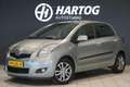 Toyota Yaris 1.3 VVTi Aspiration + CLIMATE CONTROL / 2E EIGENAA Grau - thumbnail 1