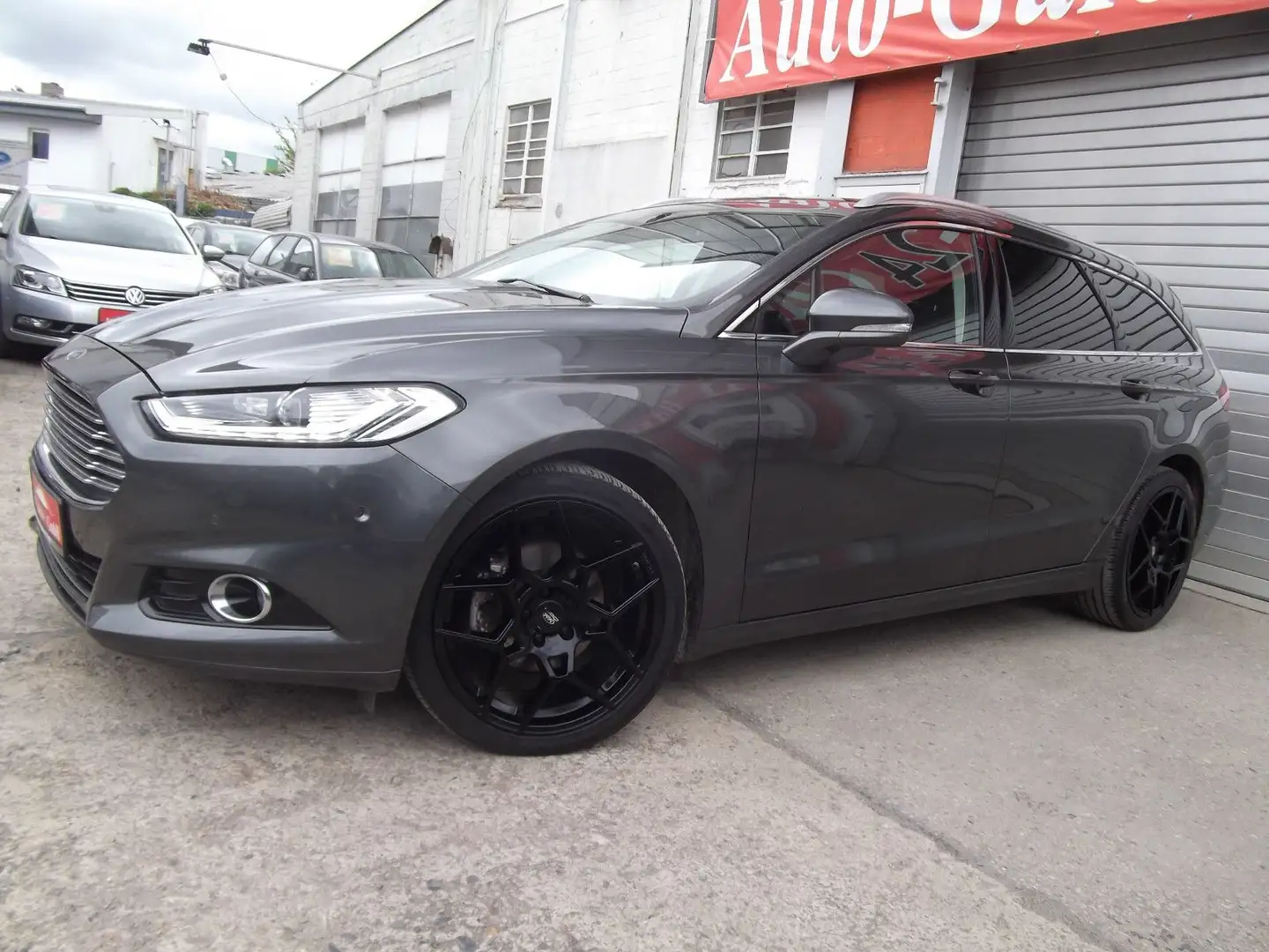Ford Mondeo Turnier 2,0 TDCi Titanium Autom, Navi Silver - 1
