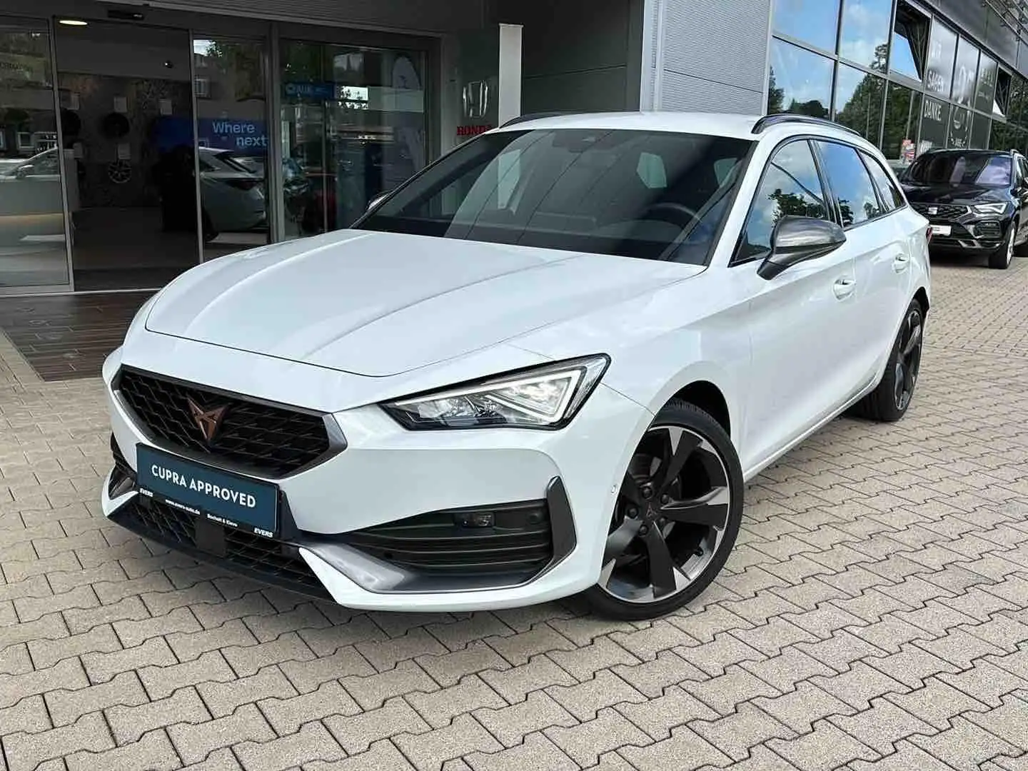 CUPRA Leon SP 1.5 eTSI DSG NAVI KAMERA TOTW. MEMORY Weiß - 2