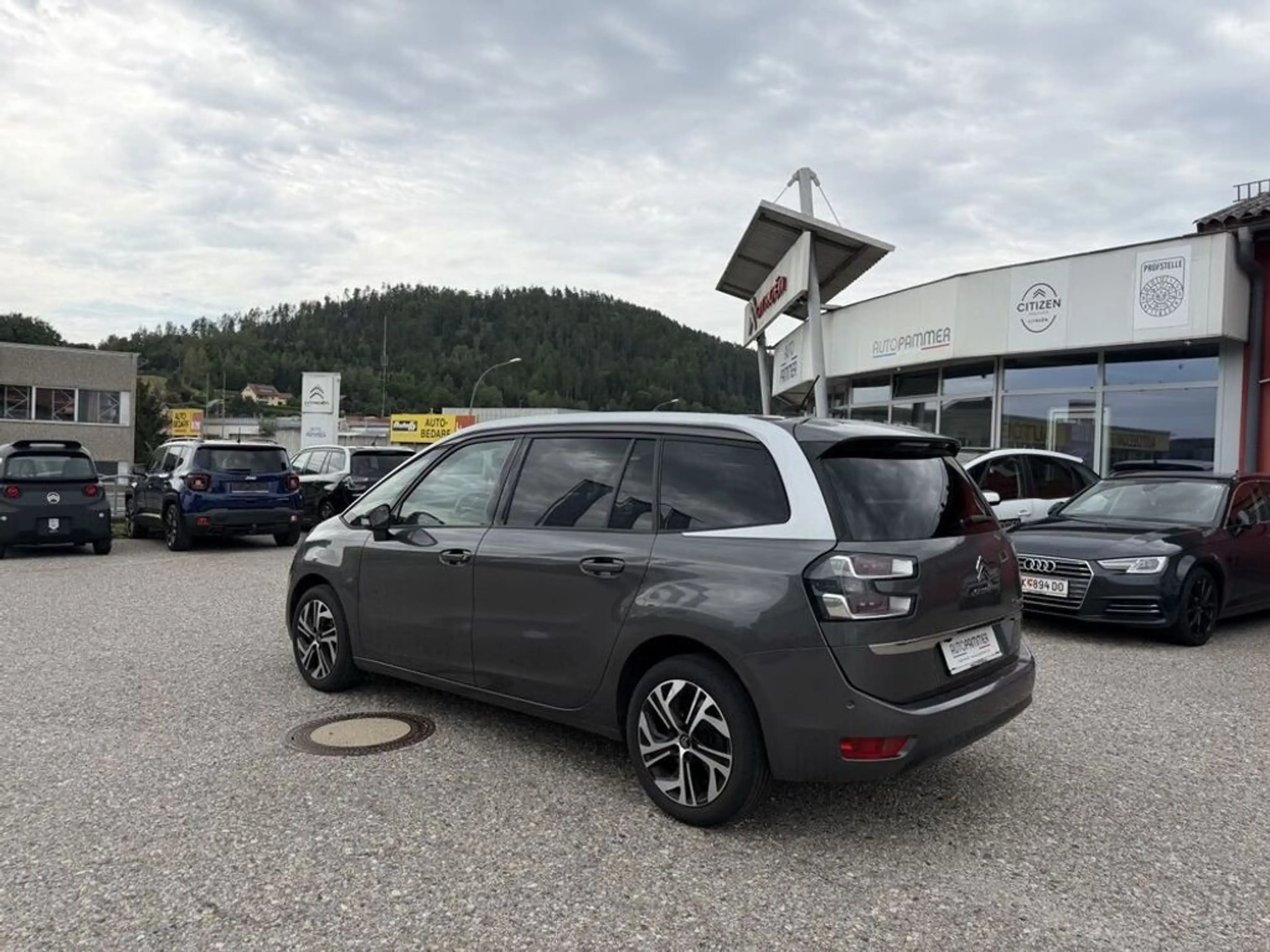 Citroen Grand C4 Picasso / SpaceTourer BlueHDi 130 S&S EAT Shine — photo 4